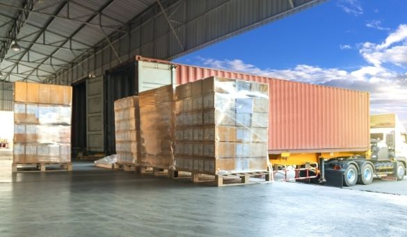 LTL vs. TL Shipping: The Differences
